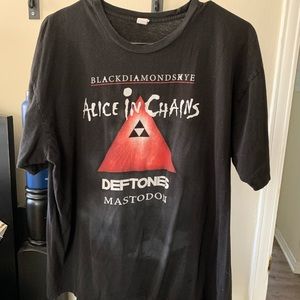 Alice and Chains Band Tee